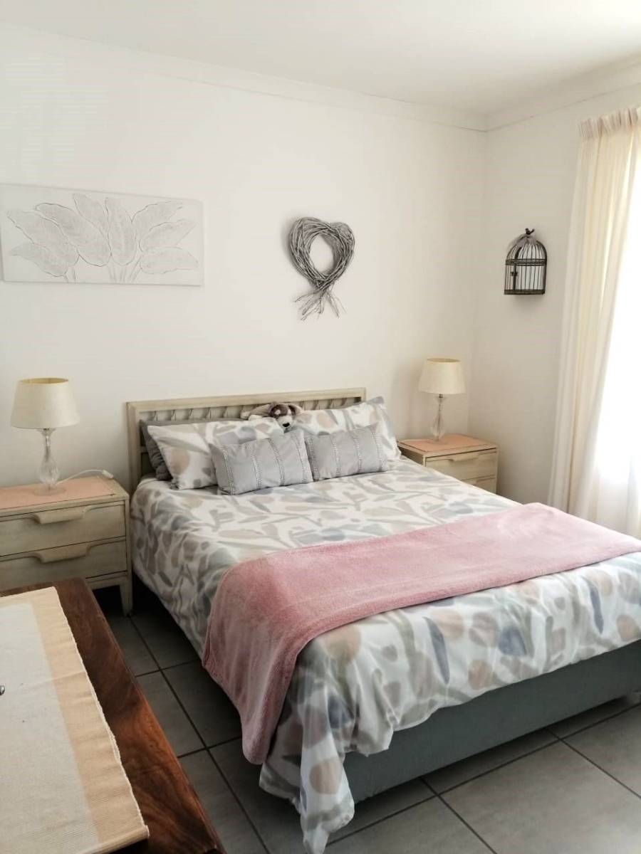 To Let 2 Bedroom Property for Rent in Tergniet Western Cape